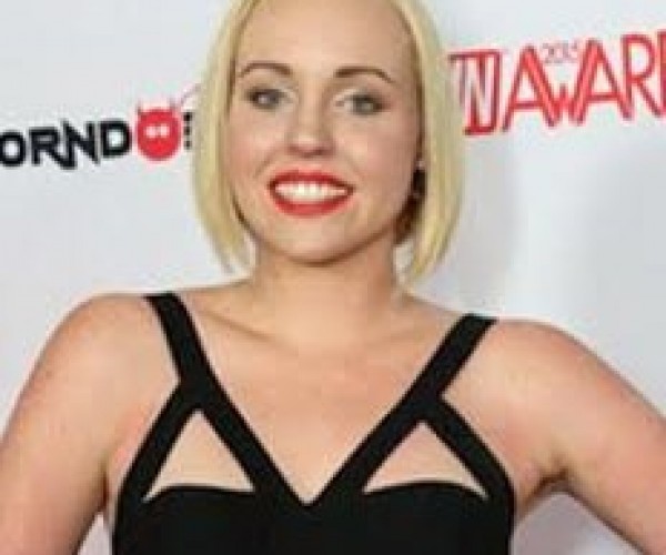 Miley & Rainey this Saturday + 51 Shades of Valentine Madness Coming Atcha ❤ !