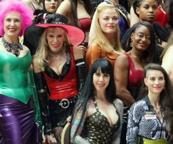 DomCon 2019: The MetGala of Kink, FemDom Bonobos, SPANK ‘n’ ART, Bezos’ Pecker, A Good Life, A Bad Death & Bigfoot