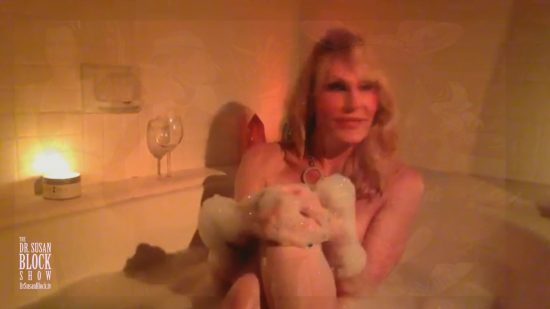 What a gorgeous gift: Goddess Phoenix in the bubble bath.