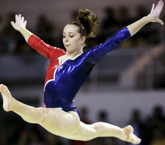 Verona van de Lear leaps into gymnastics championship oversplit action!