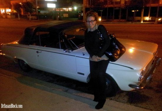 JoAnn pulls up to Bonoboville in her 1963 Valiant convertible. Photo: Author